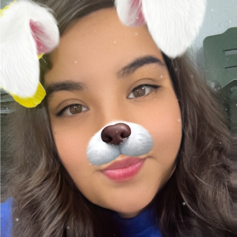 Meet your Posher, Julissa